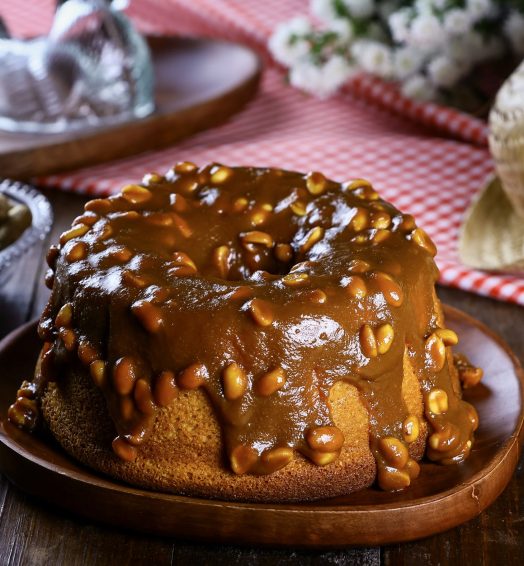 Bolo Paçoquinha com Pé de Moça
