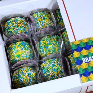 Caixa com Brigadeiro da Copa